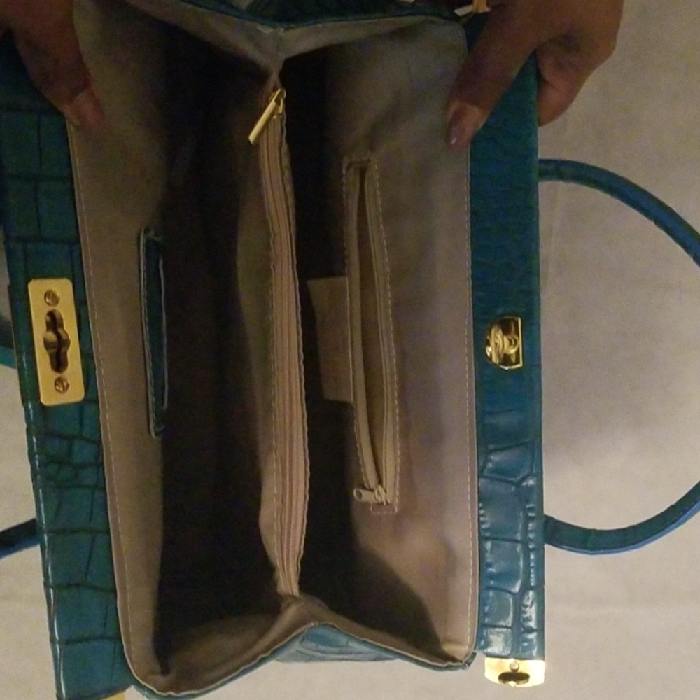 Made in Italia Leather Crocodile  Satchel - Picture 5 of 8